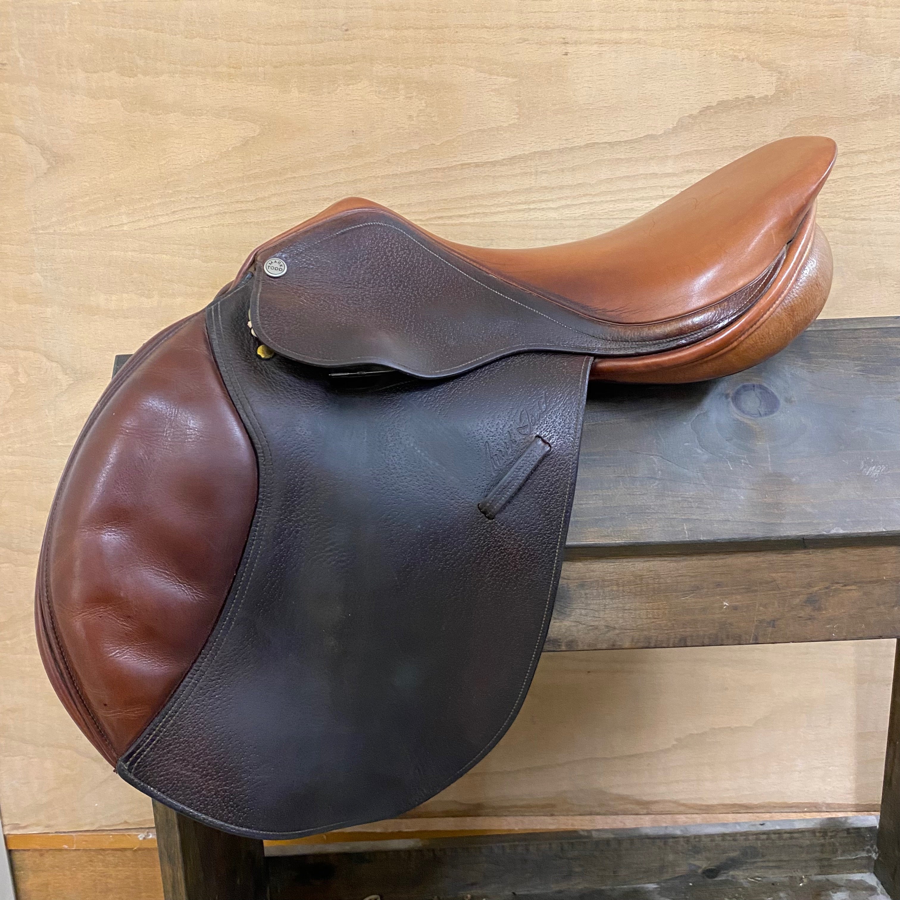 Mark Todd Jump Saddle 17" BAK Baker's Saddlery